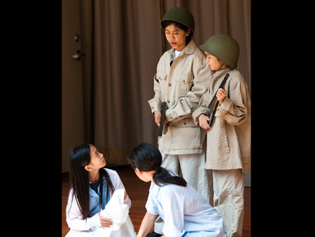 Students show what life was like for Japanese and Japanese-American families in California during World War II.