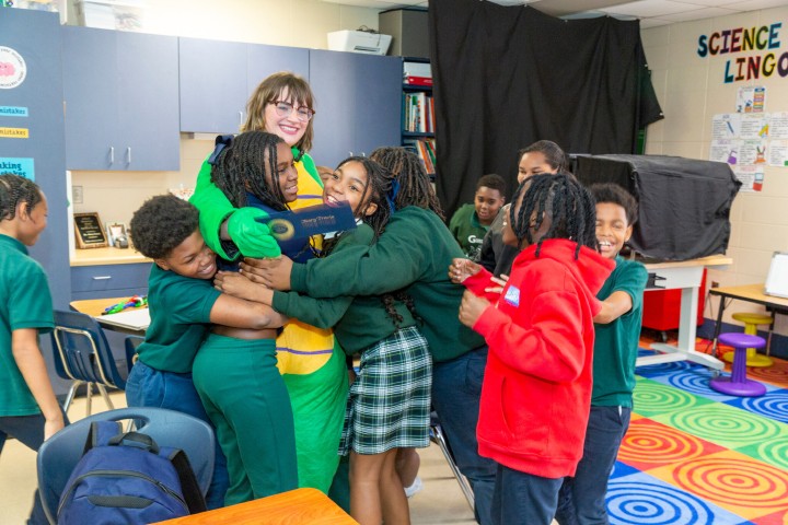 ges mary travis student hug v2