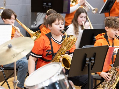 lgs band performs