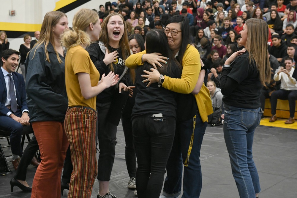 1000w 2019 Capistrano Candice Harrington student hugs2