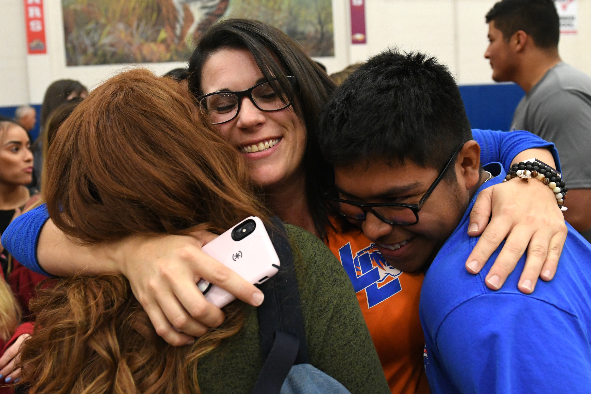 2019 NM Lacy Rivera student hug2